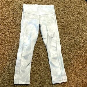 Athleta Ultimate Stash Pocket Printed Capri